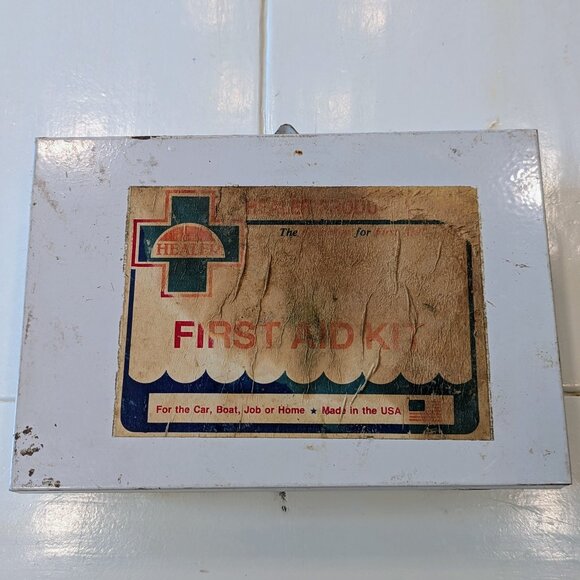 Vintage 1984 Healer First Aid Kit Metal Tin – Complete & Unopened - Picture 1 of 7